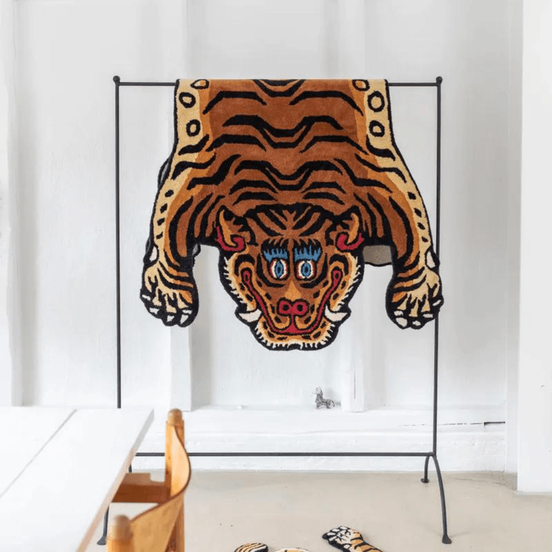 Tiger Rug Large
