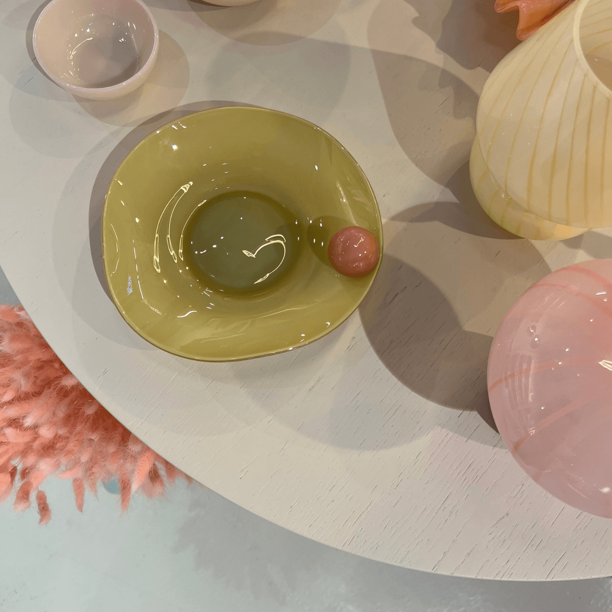 The bowl with a twist Rhubarb & Banana