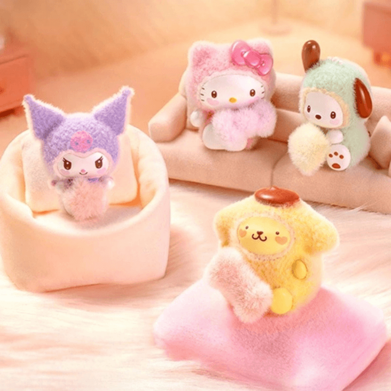 Sanrio Fuzzy Heart Costume Blind Box – Tilfeldig miniatyrfigur