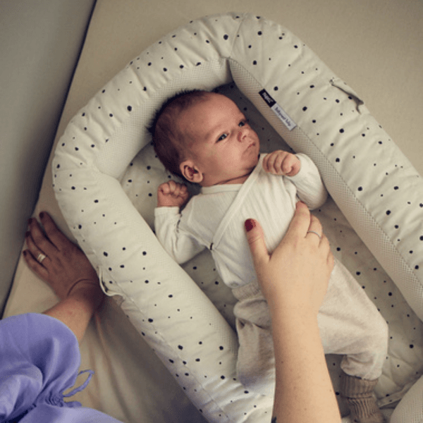Hovedbilde Najell  babynest tulip - Hvit dot 