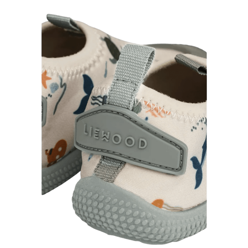 Sanjia Badesko - Sea creature / Sandy