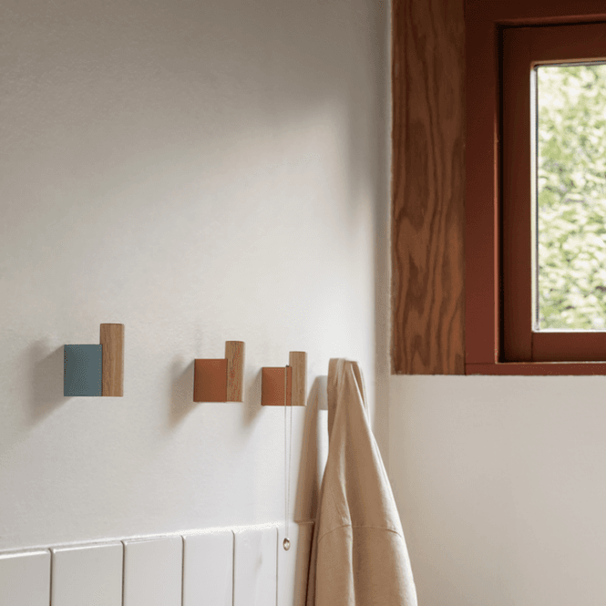 Hovedbilde Attach Coat Hook - light blue 2 pk